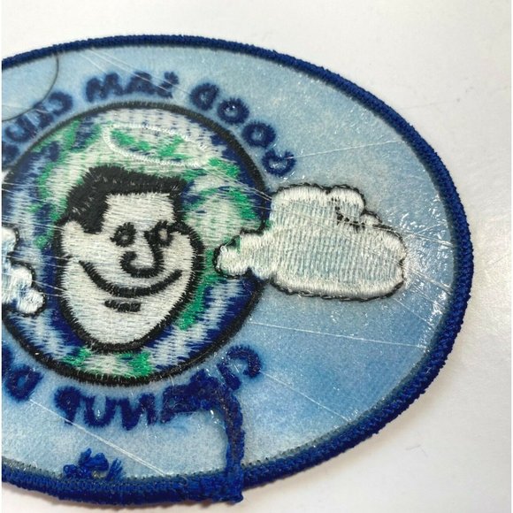 Good Sam RV Club Clean Up Day Patch Embroidered Vintage Souvenir 4" Across - Picture 7 of 7